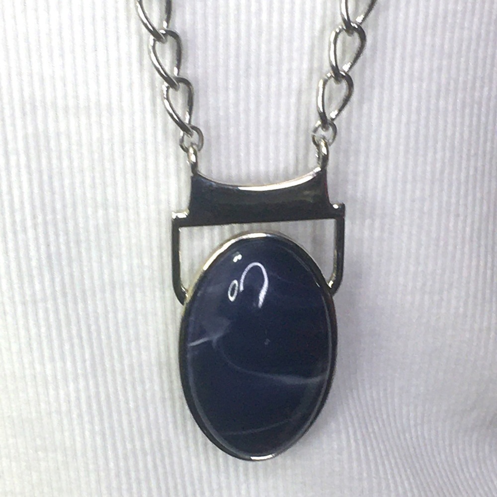 Lia Sophia Navy Blue Large Cabochon Pendant Necklace in Silver New with Tags 39" - Picture 2 of 5